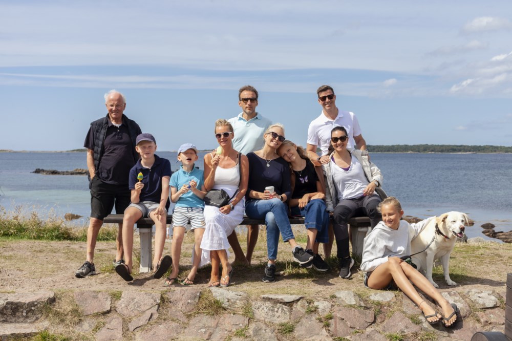 Storfamilie på stranden